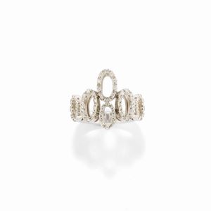  - Anello con diamanti