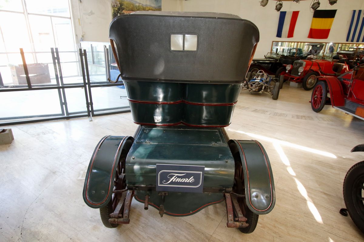 Renault - Type Ax 8 CV Two-seater