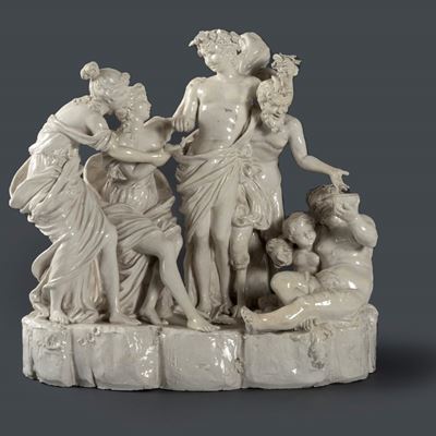 Importante Gruppo Scultoreo in Maiolica Bianca Raffigurante Baccanale, Manifattura di Capodimonte...