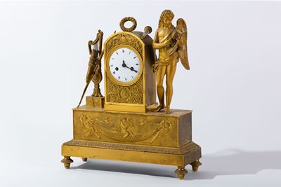 Pendola Impero in Bronzo Dorato con Cupido che Suona la Cetra, Inizi Secolo XIX