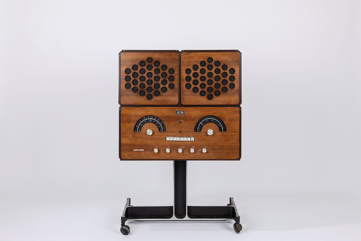 Achille e Pier Giacomo Castiglioni - Radiofonografo BR126, 1965, h 92x62x37 cm