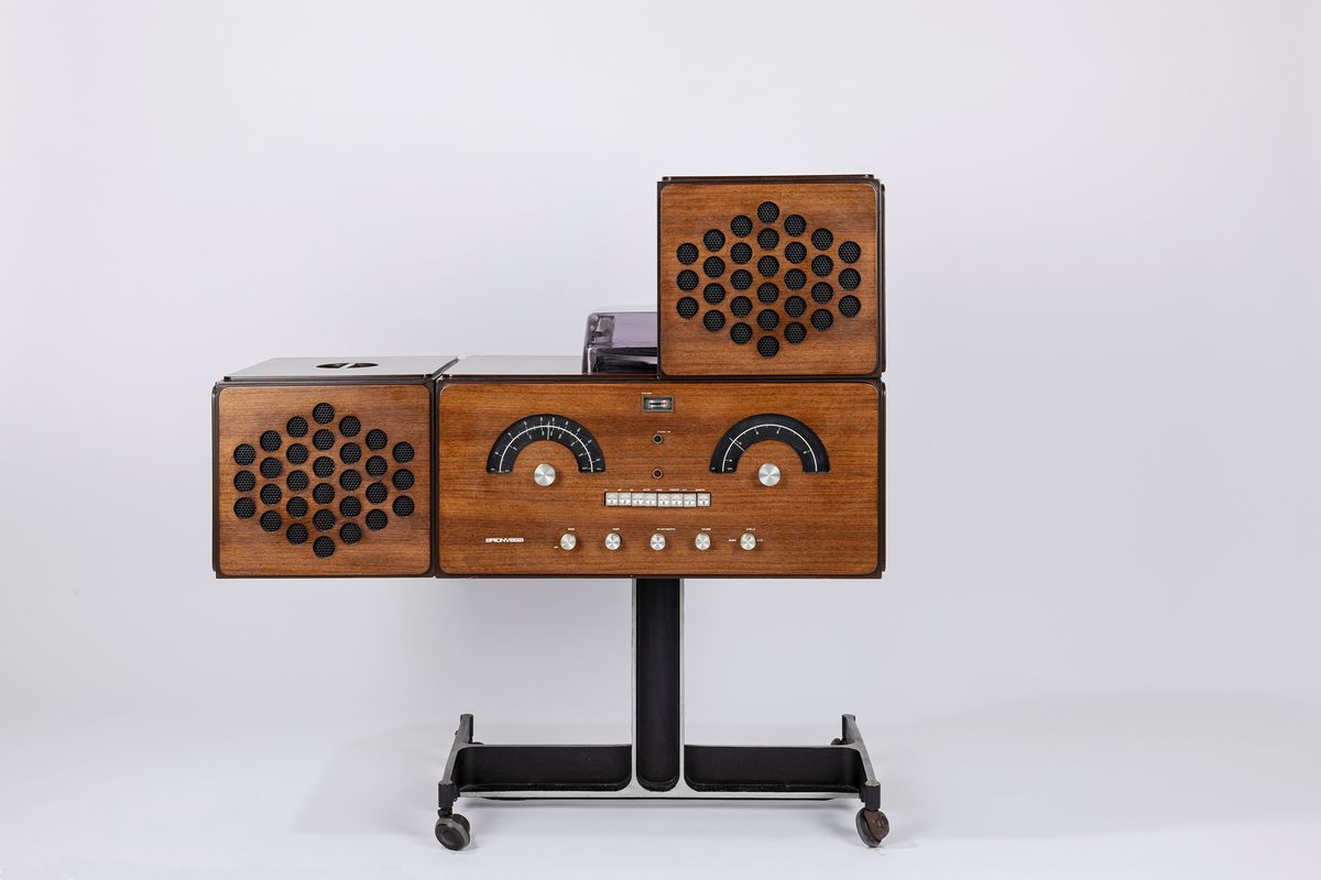Achille e Pier Giacomo Castiglioni - Radiofonografo BR126, 1965, h 92x62x37 cm