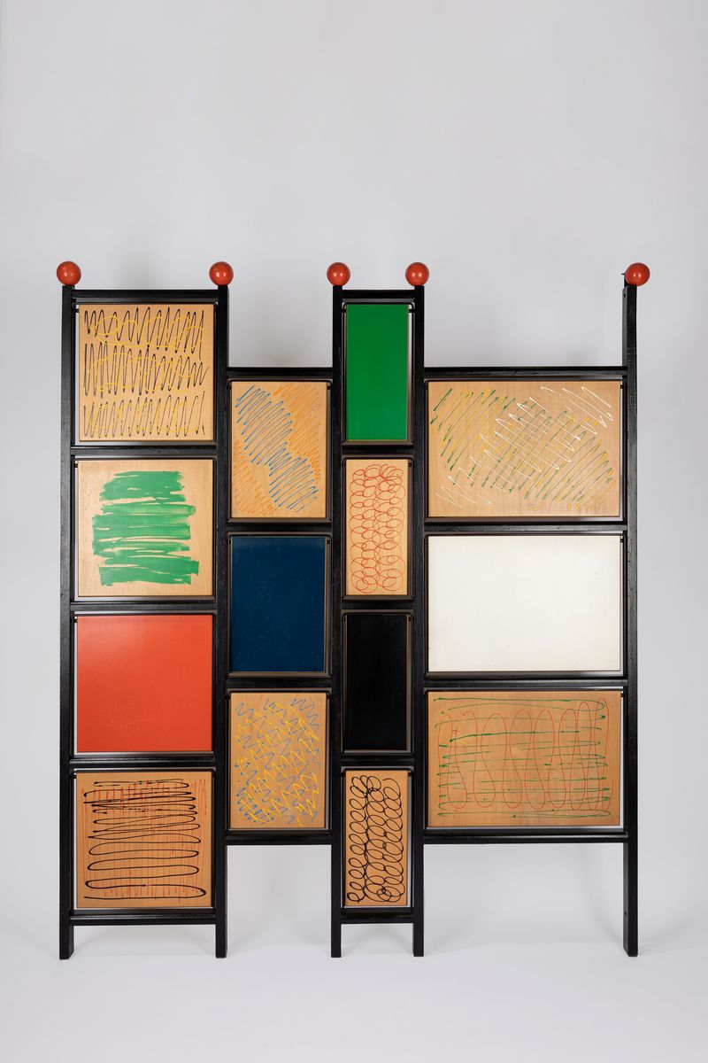 Gaetano Pesce - Libreria in legno laccato e dipinto con dettagli in metallo