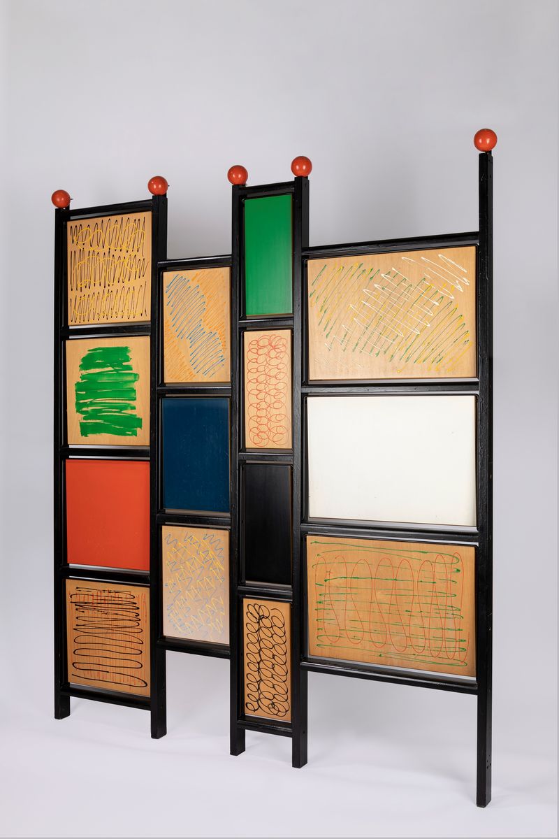 Gaetano Pesce - Libreria in legno laccato e dipinto con dettagli in metallo