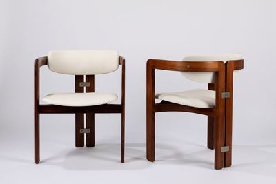 Pamplona - Quattro sedie in legno con rivestimenti in tessuto, circa 1960