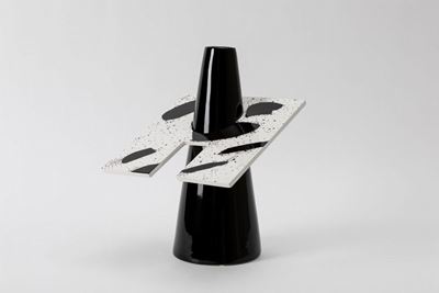 Vaso 4 Mani, mod. Colletto 5, ceramica, h 36 x diam 15 cm, edizione 2000