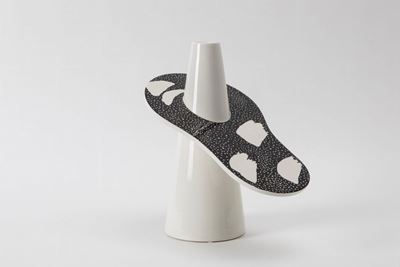 Vaso 4 Mani, modello Colletto 6, ceramica, h 36 x diam 15 cm