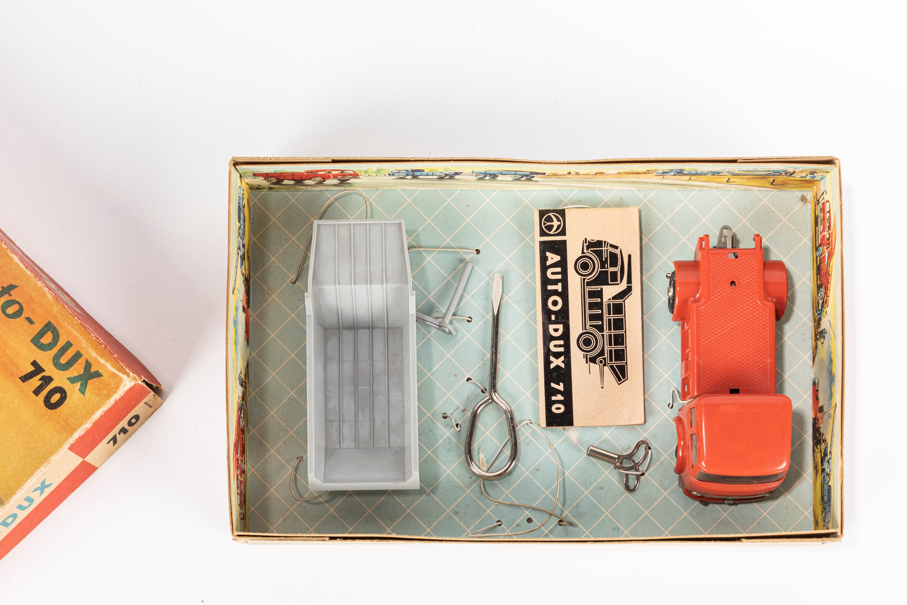 Auto Dux + Autocarro Dux 710