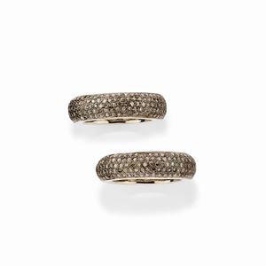 - A 18k silver, white gold 18k and diamond two rings
