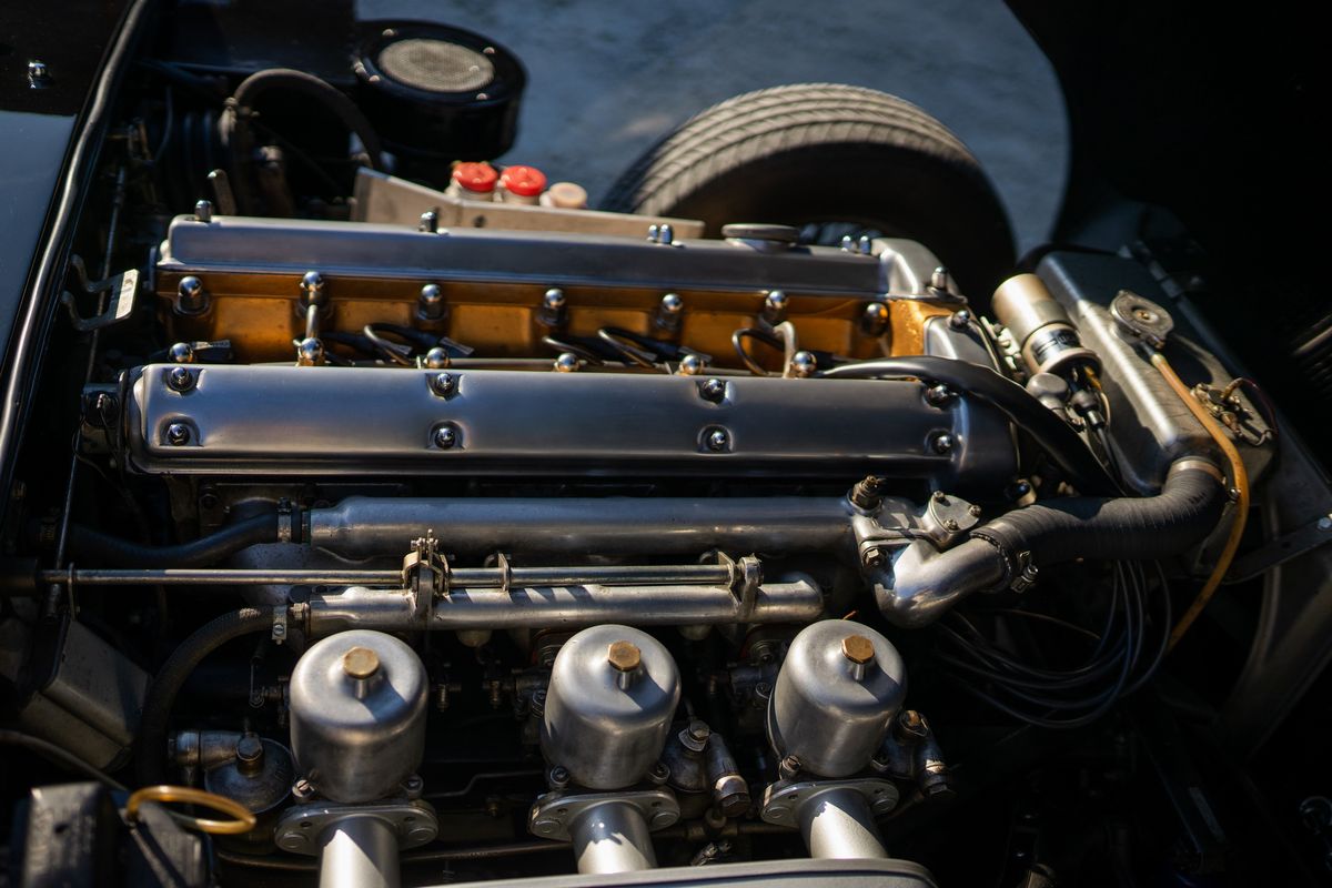 Jaguar - E-type