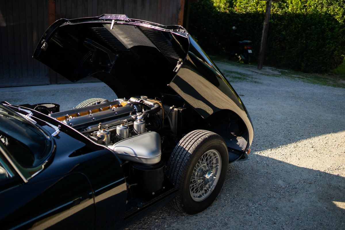 Jaguar - E-type
