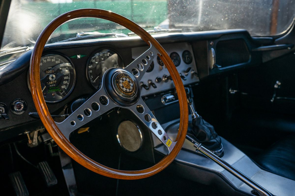 Jaguar - E-type
