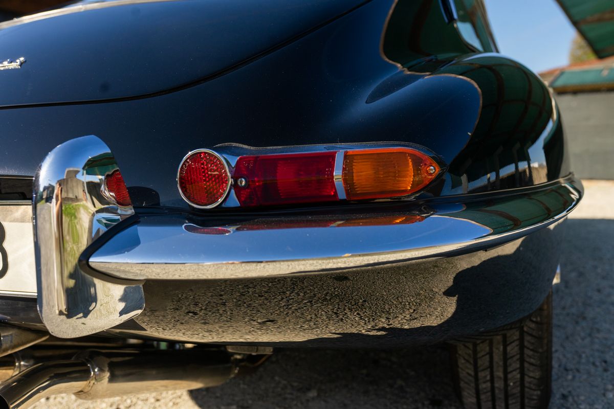 Jaguar - E-type