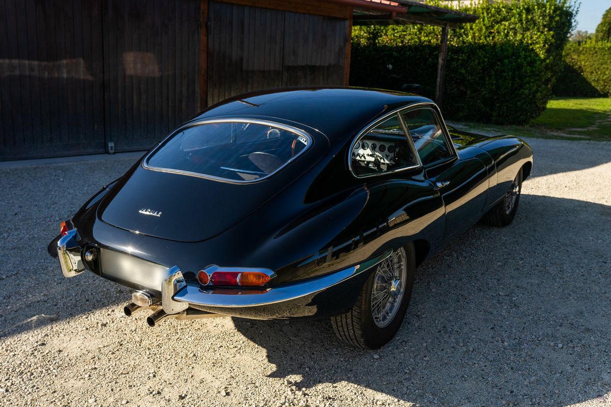 Jaguar - E-type