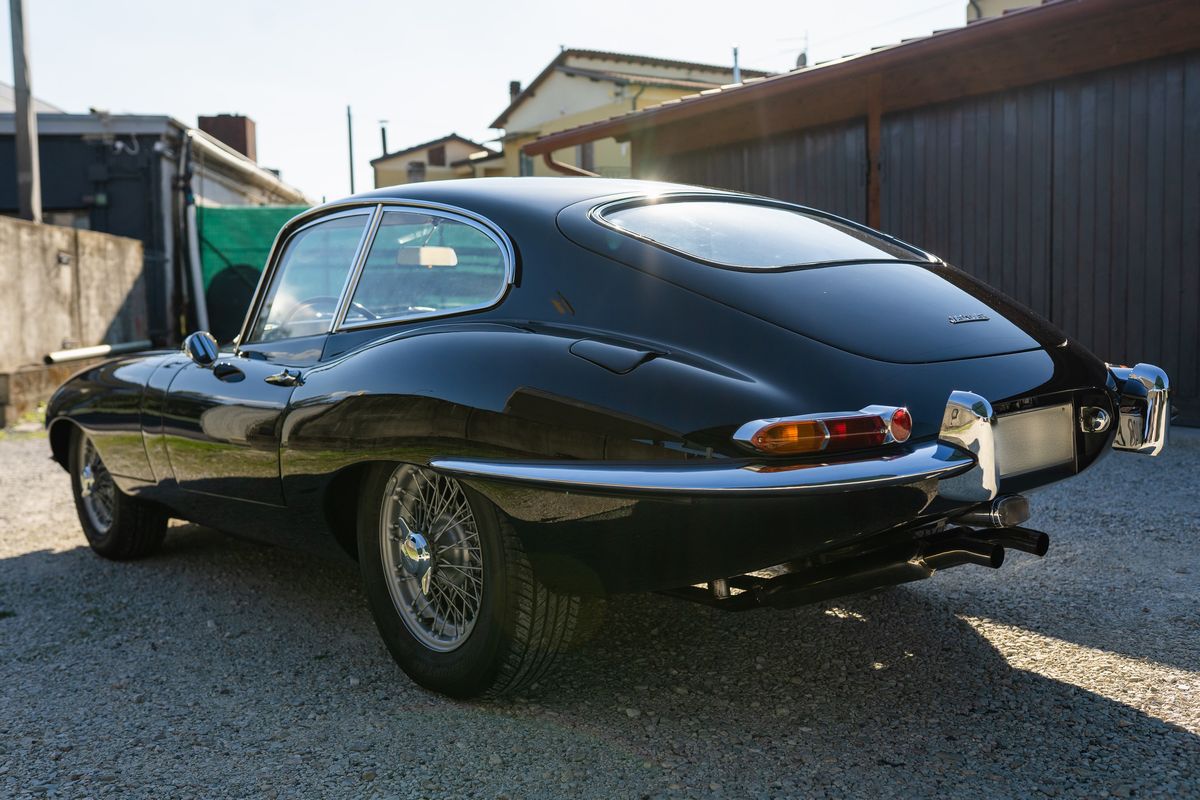 Jaguar - E-type