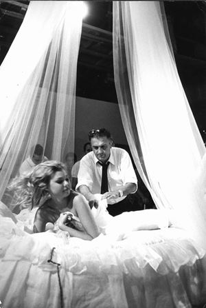 Federico Fellini and Alice Brandet in &quot;Giulietta degli Spiriti&quot;