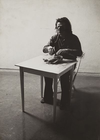 Rifarsi (1973), tre fotografie su tavola