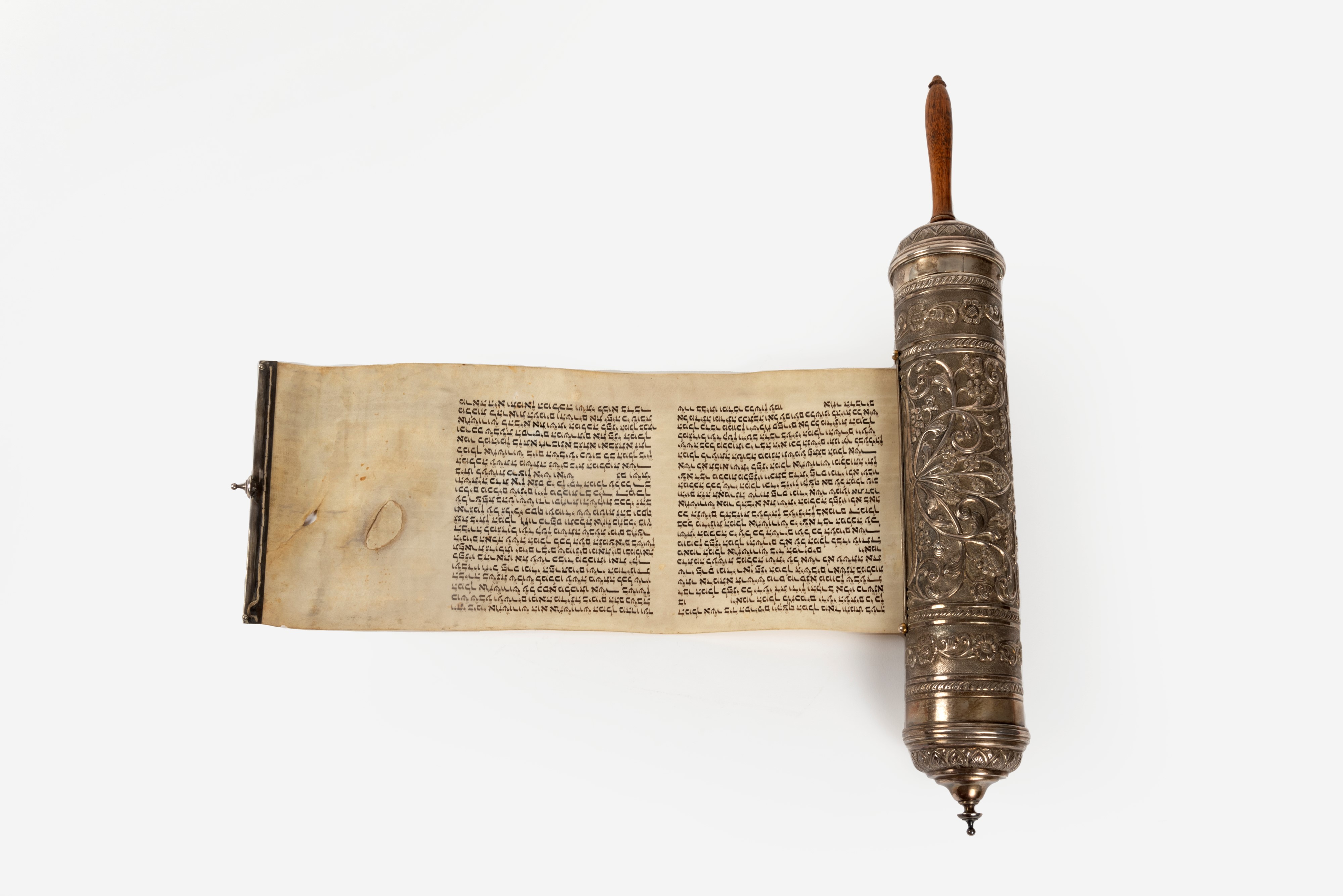 Megillah di Ester in Pergamena, Entro Astuccio in Argento, Secolo XIX