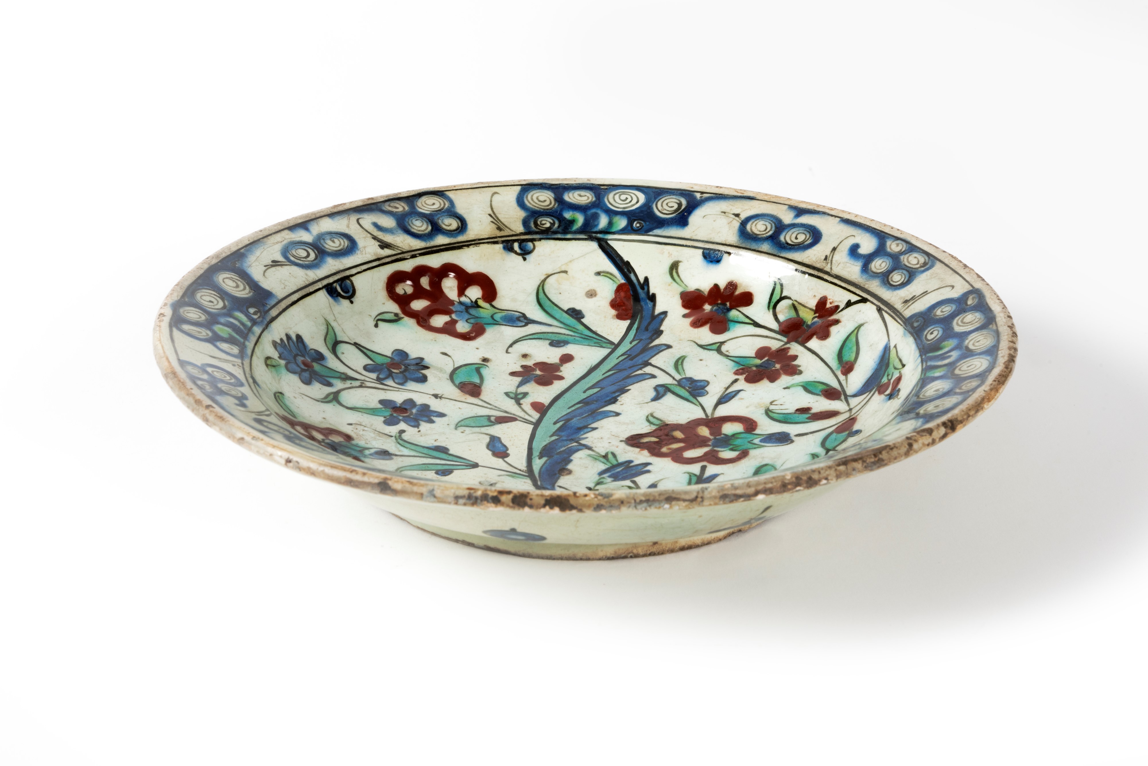 Piatto in Ceramica Iznik, Impero Ottomano, Turchia, Secolo XVII