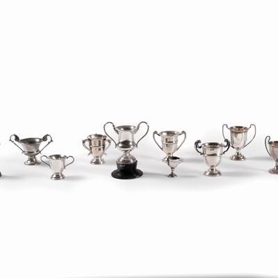 Lotto Composto da Undici Coppette in Argento, Inghilterra, Secolo XX