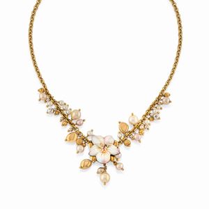 A 18k yellow gold, cultured pearl, enamel and diamond necklace, Rivalta