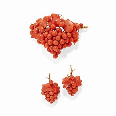 Demi parure in corallo, oro giallo 18k, XIX secolo