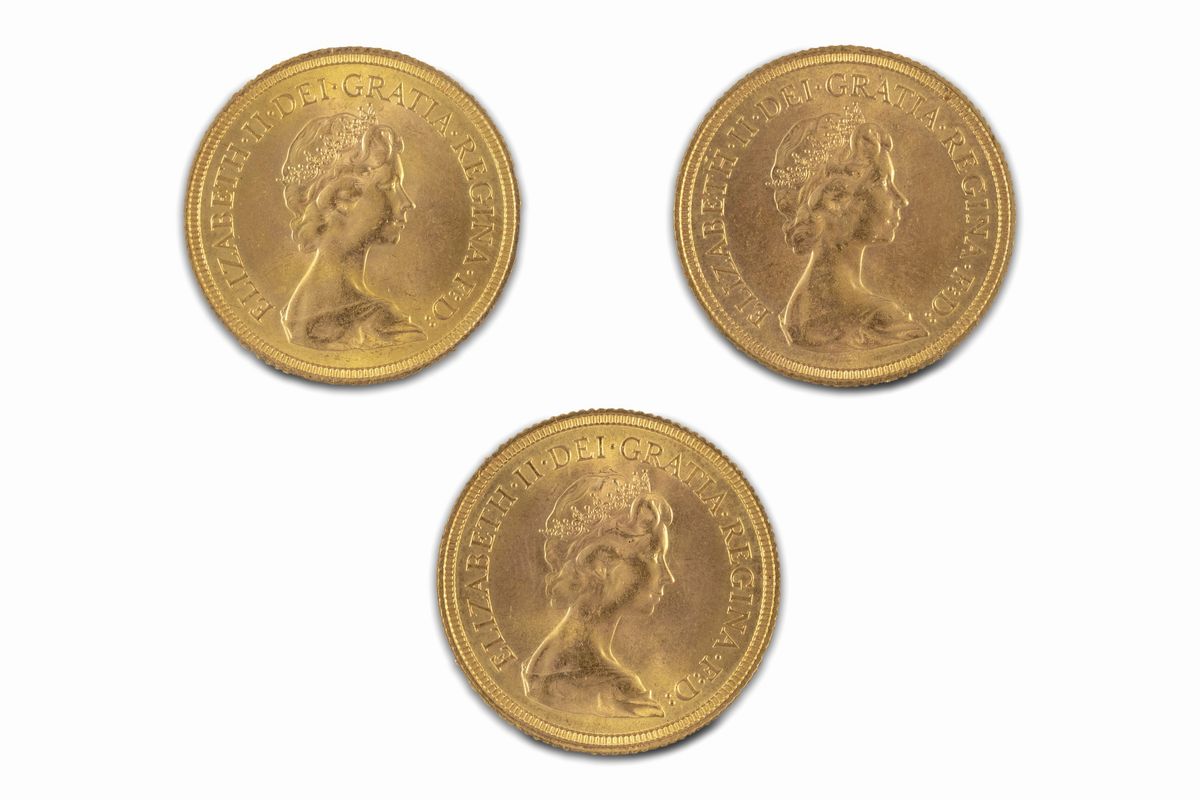 Gran Bretagna, Elizabeth II, (1952-2022) - ELIZABETH II, Lotto di 3 sterline in oro, 1974