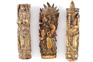 Impugnatura da kris (lotto di tre)