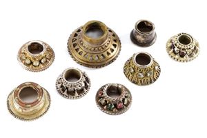 Mendak (a lot of eight)