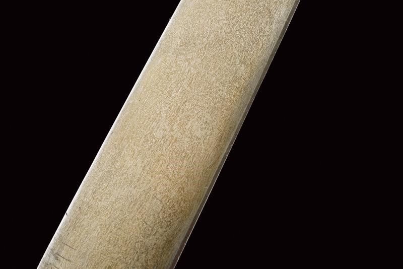 Elegante Kard con Impugnatura Smaltata