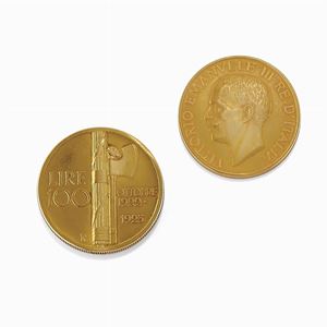 A 18K gold pocket watch signed Cartier and a 18K gold coin, Cartier