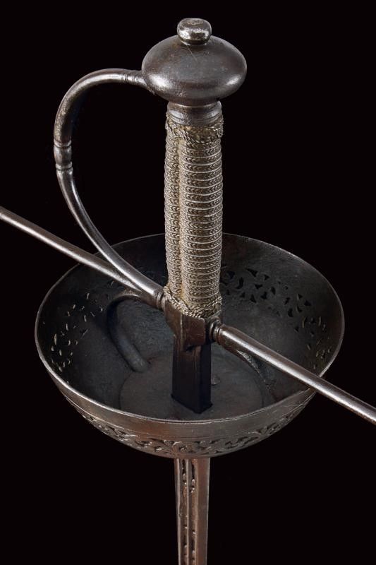 Interessante Spada a Tazza