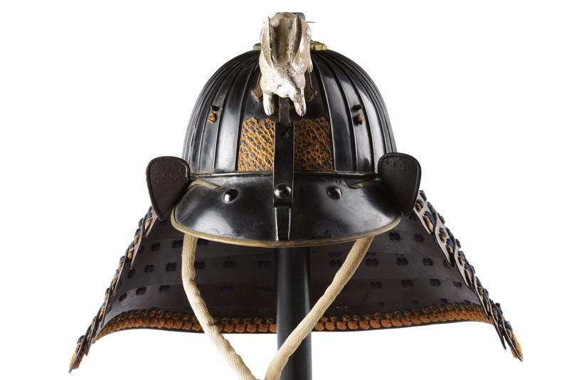 Suji Kabuto in Ferro con Certificato Nihon Bugu-kacchu Hozon-kennkyu-kai