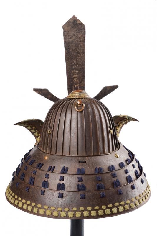 Suji-bachi Kabuto in Ferro a Trentotto Ken