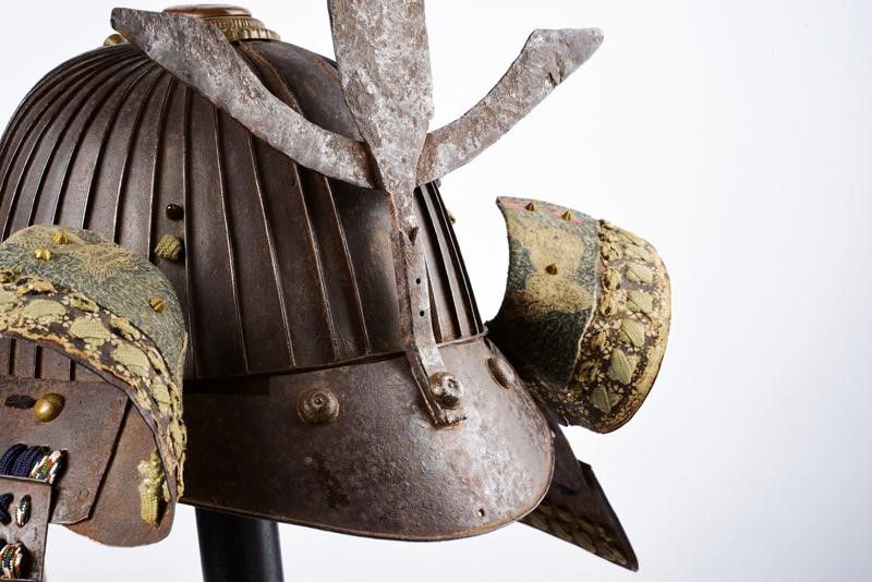 Suji-bachi Kabuto in Ferro a Trentotto Ken