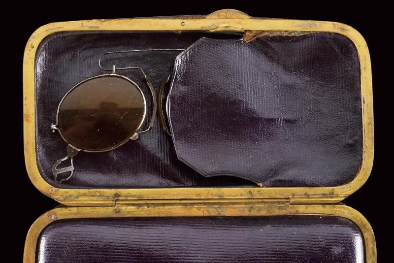 Revolver a Percussione Anulare sul Tipo Galand le Mignon in Custodia con Occhiali