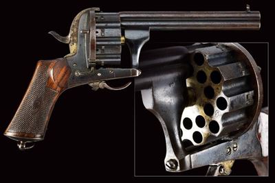 Raro Revolver a Spillo a Venti Colpi e Canne Sovrapposte