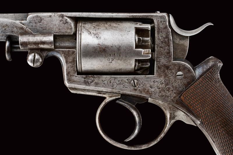 Revolver Adams a Luminello in Cassetta di C. D. Duly