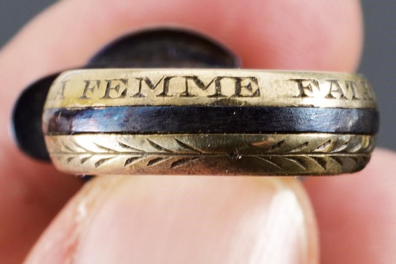 Paio di Pistole Ad Anello a Spillo in Astuccio