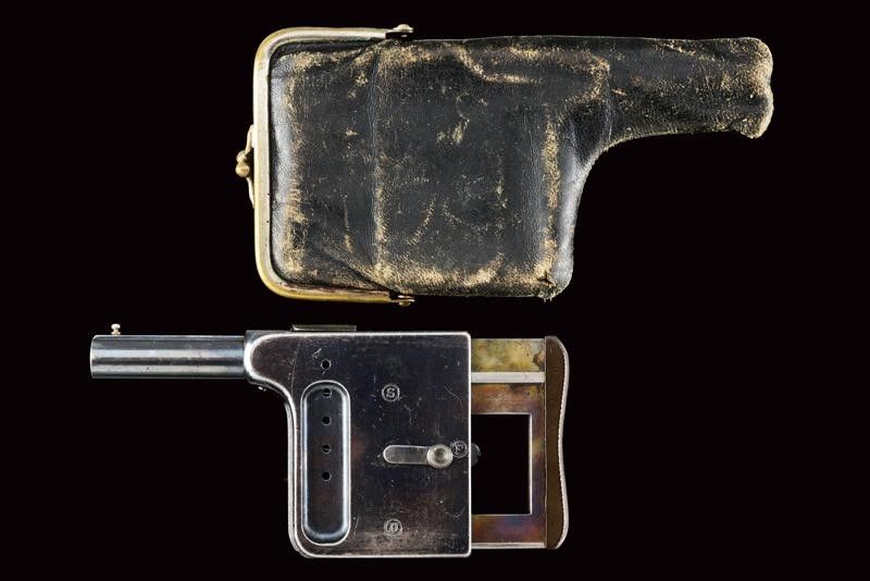 Pistola da Palmo 'gaulois' in Astuccio