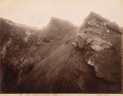 Napoli, Eruzione del Vesuvio, Cratere