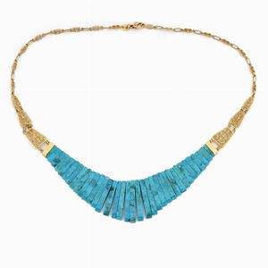 A 18K gold and turquoise necklace