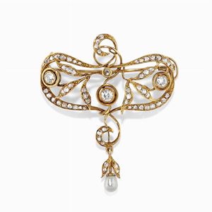 A 18K yellow gold, diamond and pearl, multipurpose pendant/central necklace/brooch, Early 20th Century