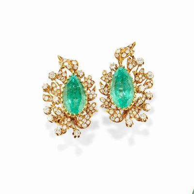 Orecchini in oro giallo 18k con smeraldi e diamanti