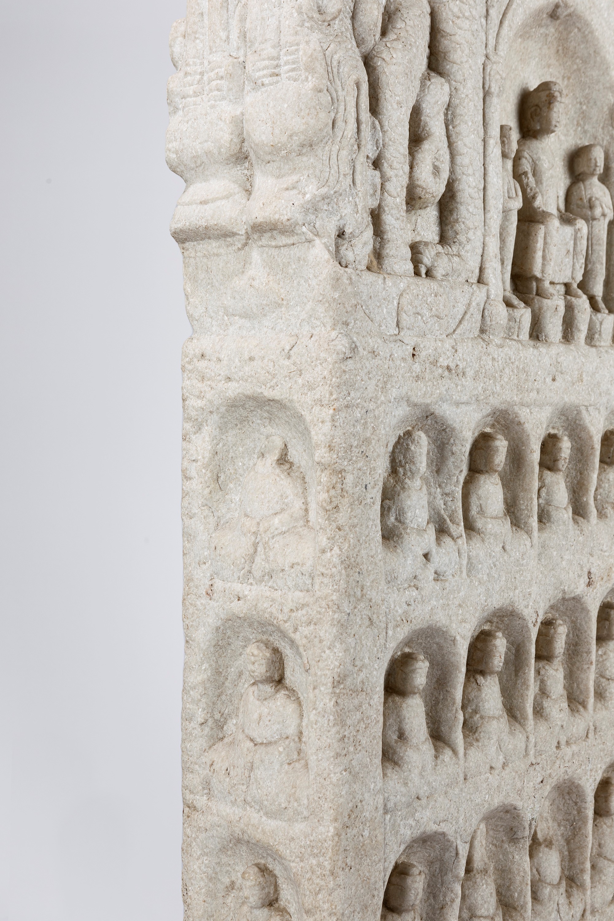 Antica Stele Indiana in Pietra