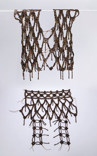 Vestito Tibetano Cerimoniale in Osso. Secolo XIX