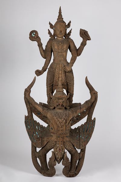 Grande Scultura in Legno Raffigurante Garuda. Thailandia, Secolo XIX