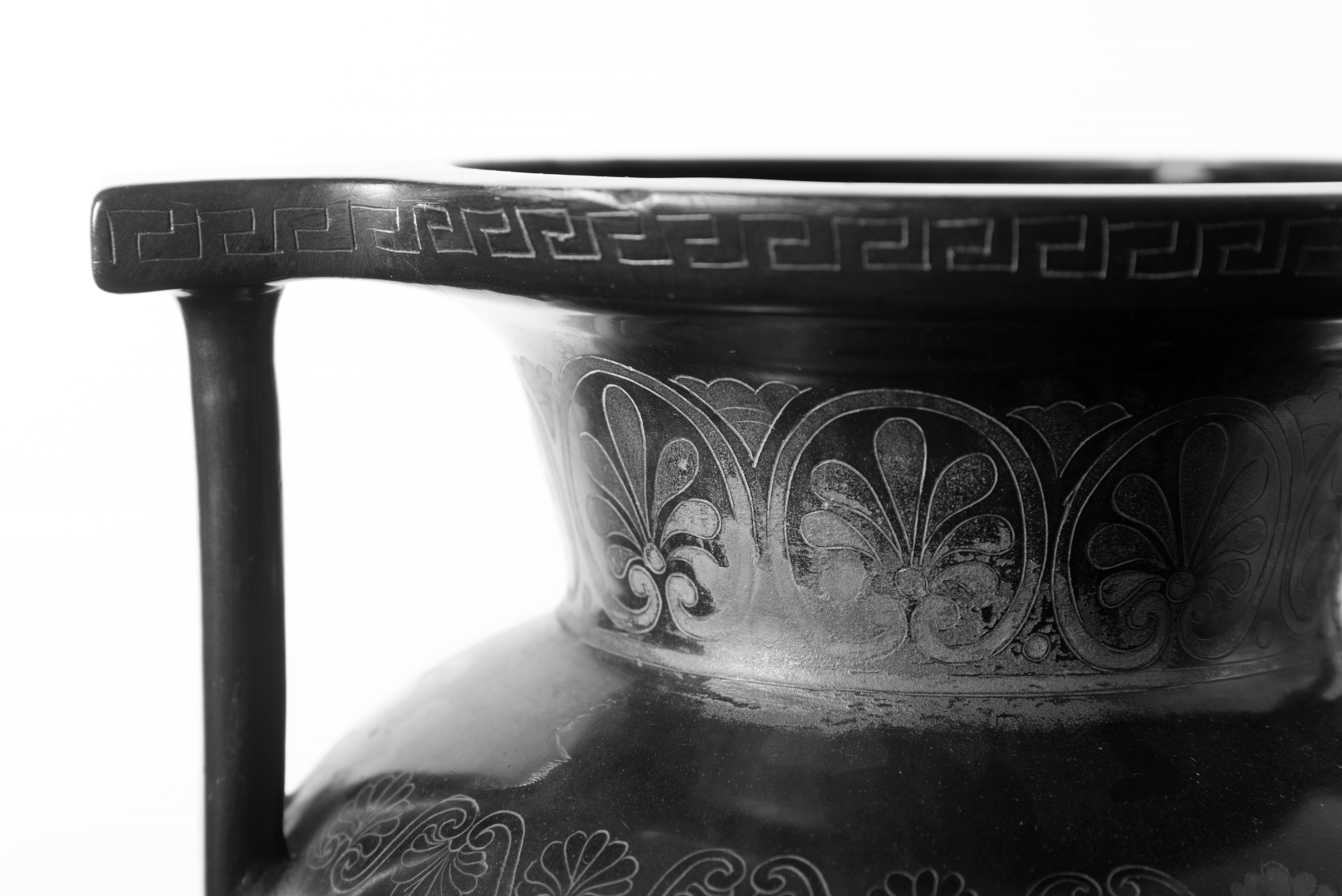 Cratere in Terracotta Smaltata Nera, Fine Secolo XIX - Inizi Secolo XX