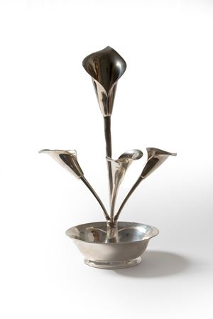  - Silver tulip vase, England, early 20th century