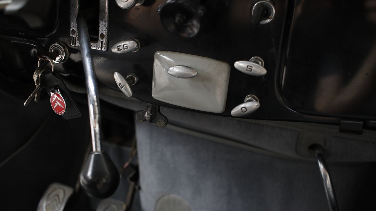 Citroën 11BL "Traction Avant" (Citroën)